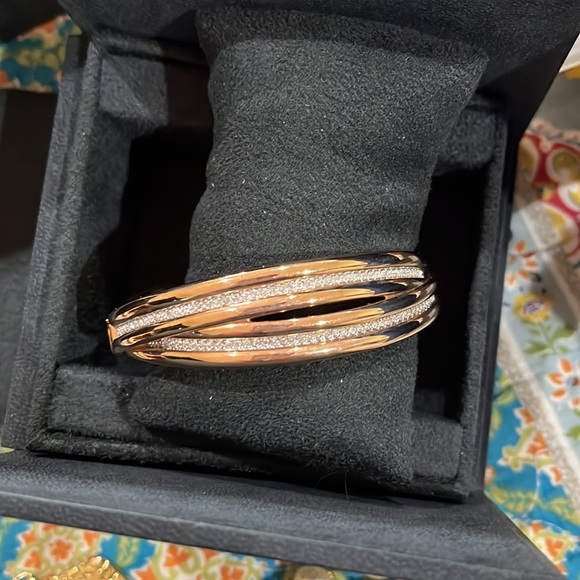 Swarovski all around bracelet ! New w box - Picture 4 of 9